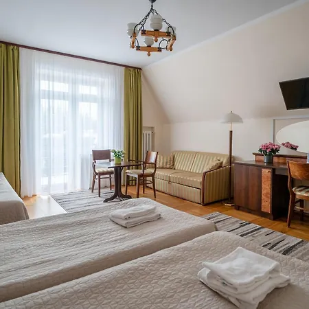 Zespol Dolina Bialego - Pan Tadeusz B&B