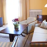 Zespol Dolina Bialego - Pan Tadeusz Bed & Breakfast 3*