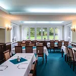 Zespol Dolina Bialego - Pan Tadeusz Bed & Breakfast