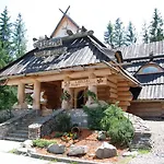 Zespol Dolina Bialego - Pan Tadeusz Bed & Breakfast 3*