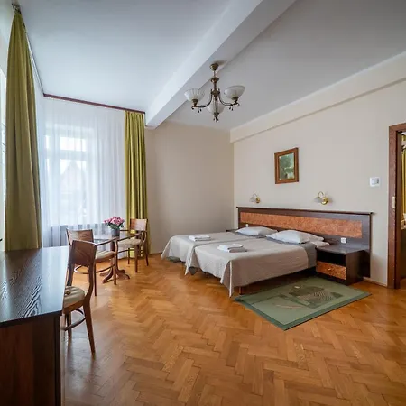 Zespol Dolina Bialego - Pan Tadeusz 3* 자코파네