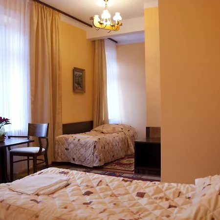 Zespol Dolina Bialego - Pan Tadeusz Bed & Breakfast 3*