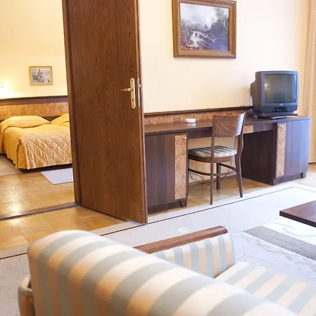 Zespol Dolina Bialego - Pan Tadeusz Frühstückspension