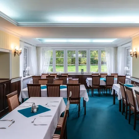 Zespol Dolina Bialego - Pan Tadeusz Bed & Breakfast