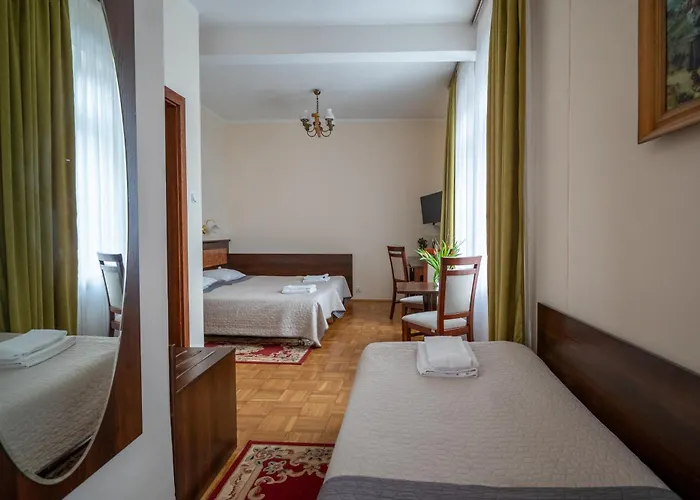 Zespół Dolina Białego - Pan Tadeusz Nocleg ze śniadaniem Zakopane