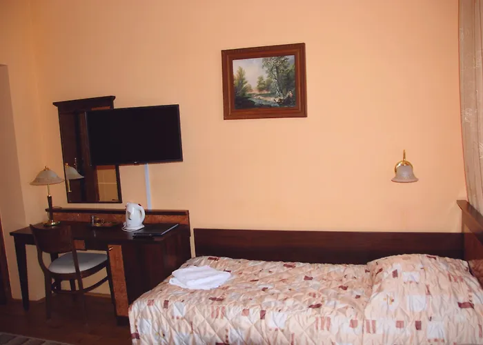 Zespół Dolina Białego - Pan Tadeusz Nocleg ze śniadaniem 3*