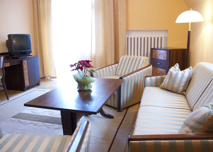 Zespol Dolina Bialego - Pan Tadeusz לינה וארוחת בוקר 3*